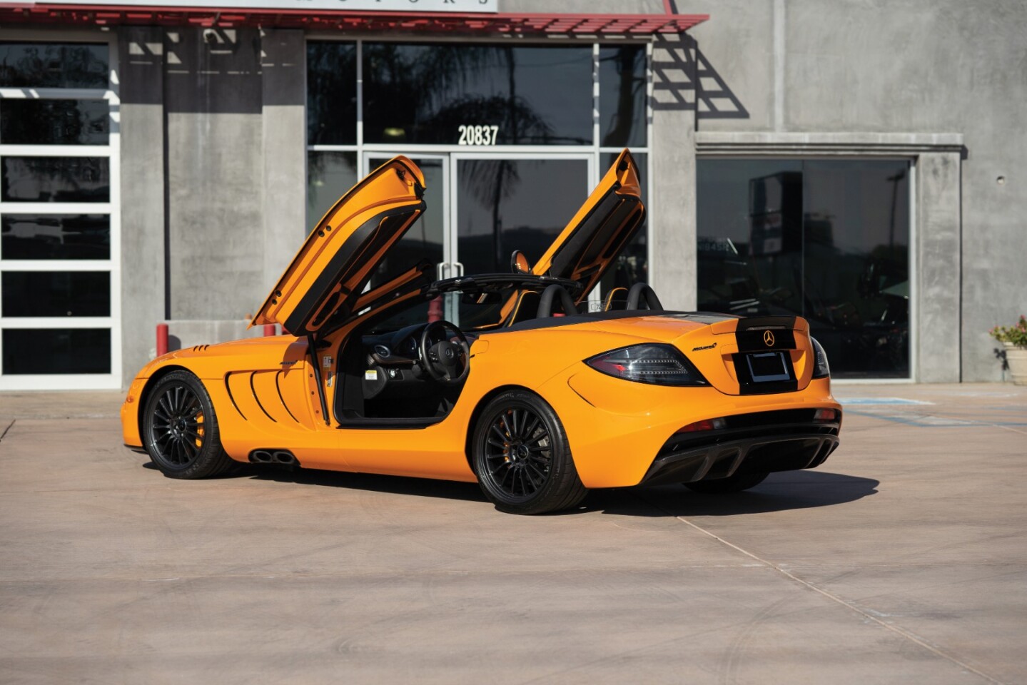 $648,500 | 2009 Mercedes-Benz SLR McLaren 722 S Roadster 'McLaren Edition' | Auction House: RM-Sotheby's