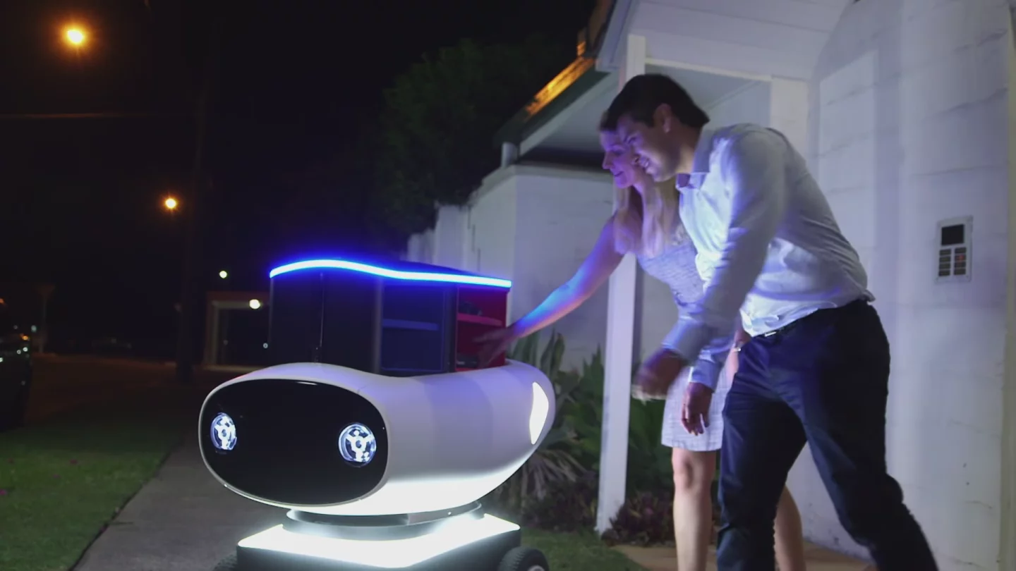 DRU features hot and cold storage compartments in a delivery box that rises up out of the main unit