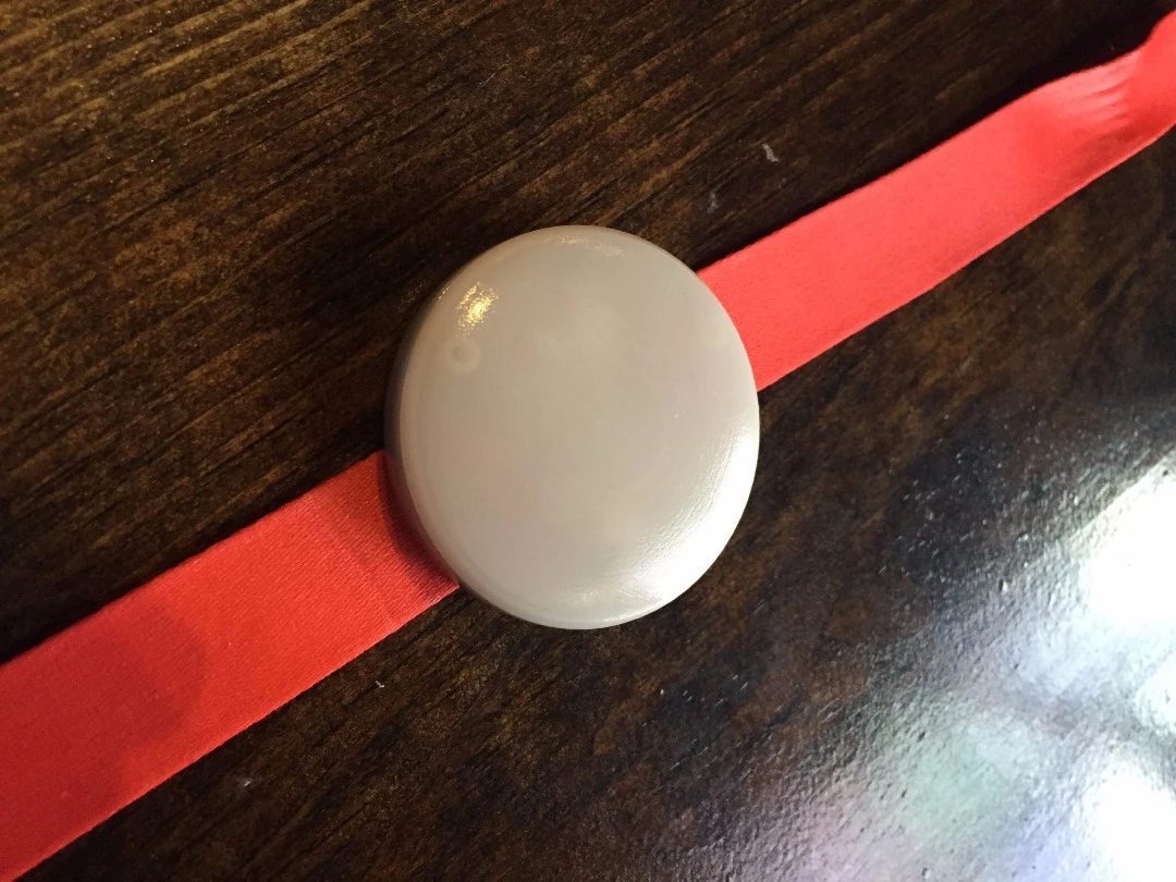 The front lens of the PIXL is disposed of, like 3D glasses at movie theaters
