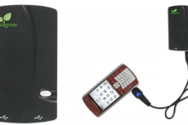 The iGo Charge Anywhere is a versatile wall charging unit with integrated battery