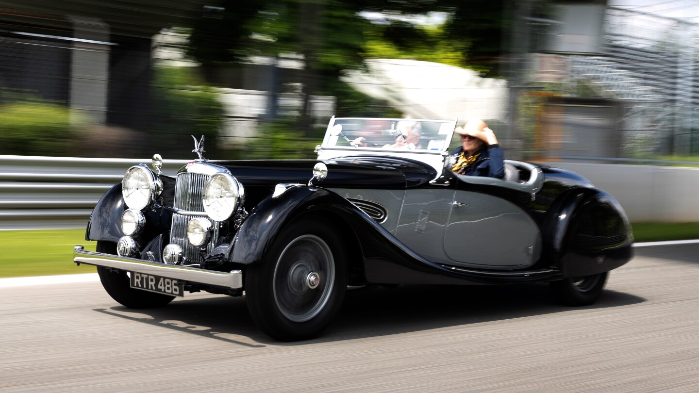The Sprague family have been showing this car across the world for 28 years, p[icking up yet another award at Concorso d'Eleganza Villa d'Este