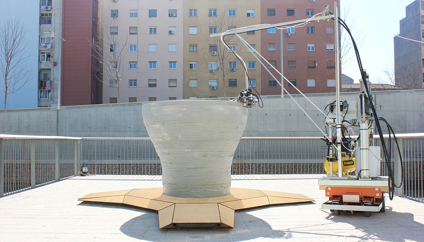 Working together, a team of 3D-printing "Minibuilders" can construct structures many times larger than themselves