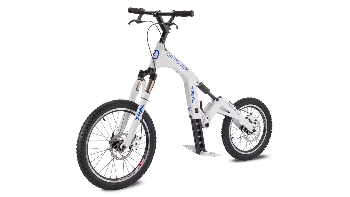 The Mountainskyver TRAIL is a folding downhill scooter that can be packed to the top of a mountain, then assembled and ridden back down