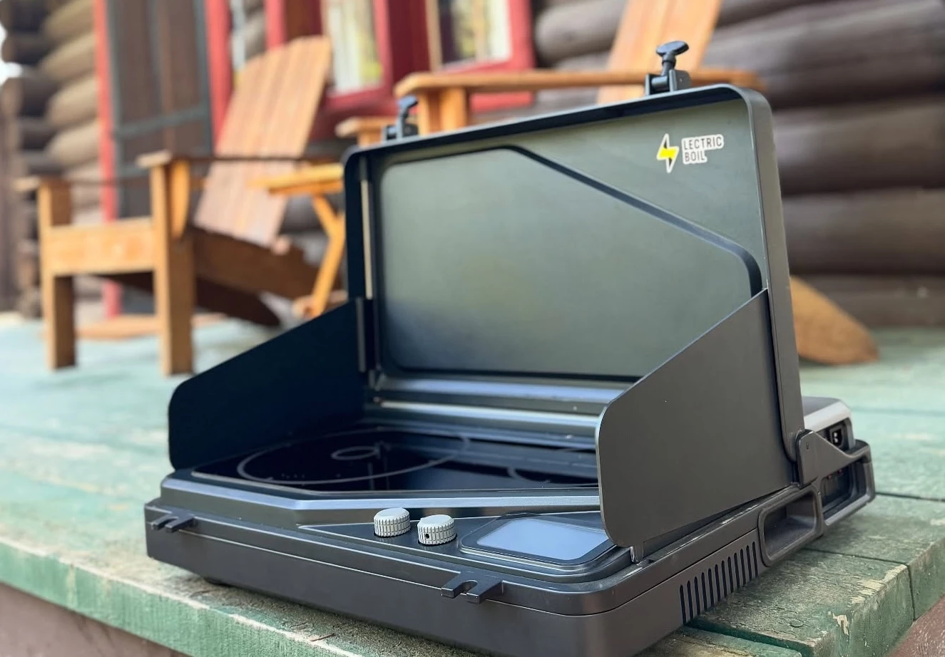 In addition to camping, the Overlander can be useful for off-grid cabin and tiny home living, emergency backup cooking, tailgating, picnicking and more