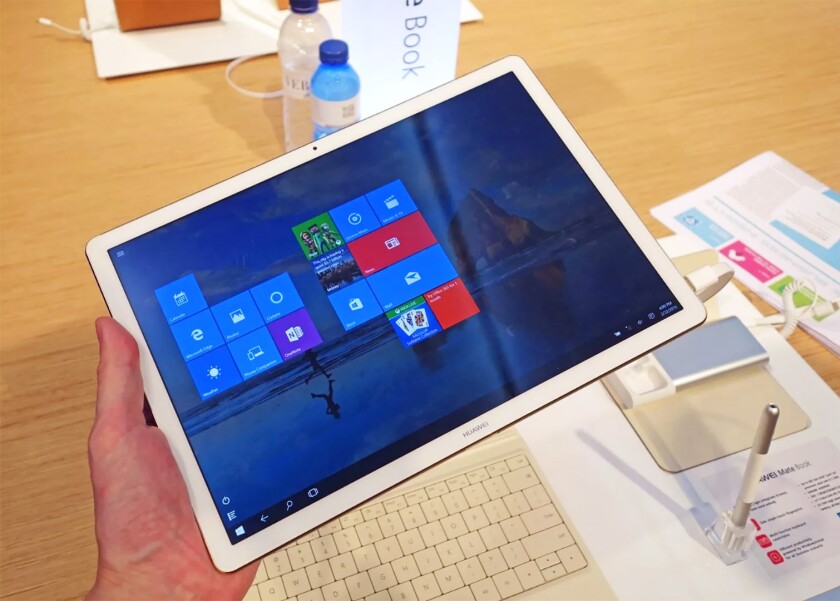Windows 10, you might remember, offers both tablet and desktop modes