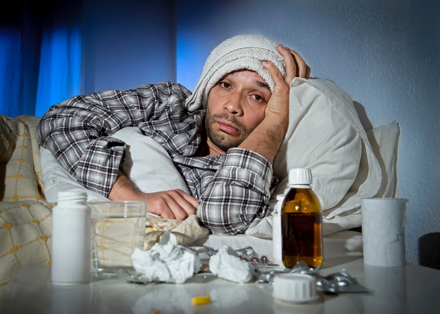 A new analysis of previous research suggests that men may actually get sicker than women, when they've got a virus such as the flu