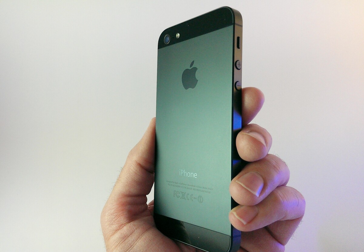 The iPhone 5's anodized aluminum build has more of a "premium" feel than the Galaxy S4