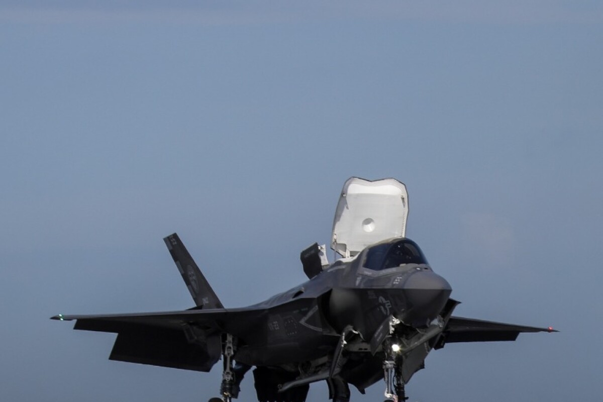 Martin marietta x-24. S3b landing. B landing. F35 сввп. Boeing x-48c blended wing.