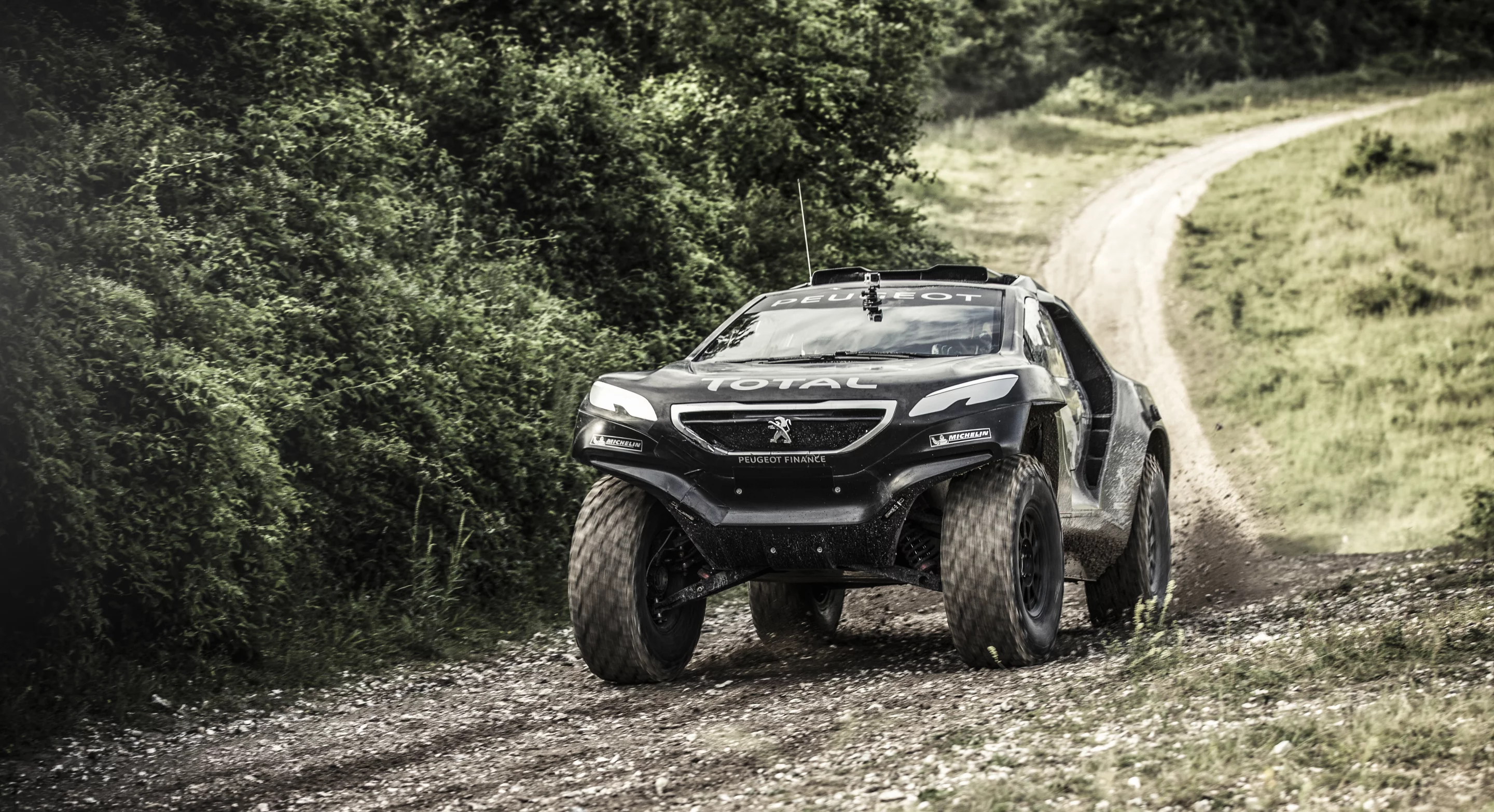 The 2008 DKR is powered by a 3.2-liter twin-turbo diesel V6 (Photo: Red Bull Content Pool)