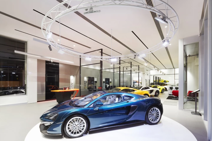 The 570GT sitting in the new McLaren Melbourne dealership