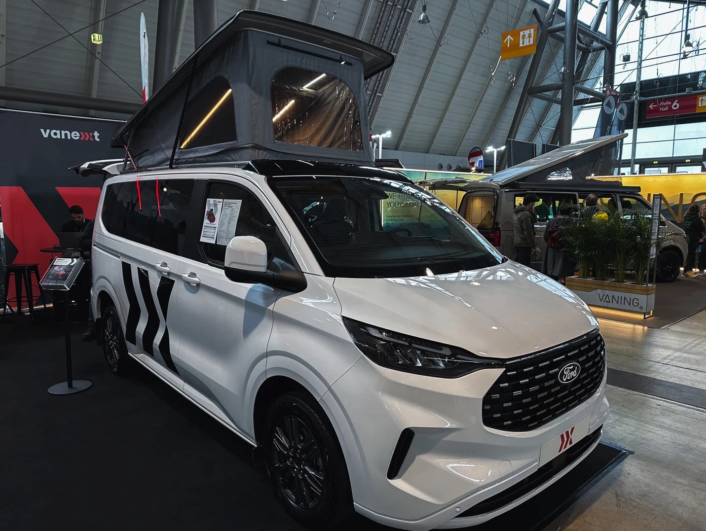 Vanexxt's Ford Tourneo Connect looking extra sporty