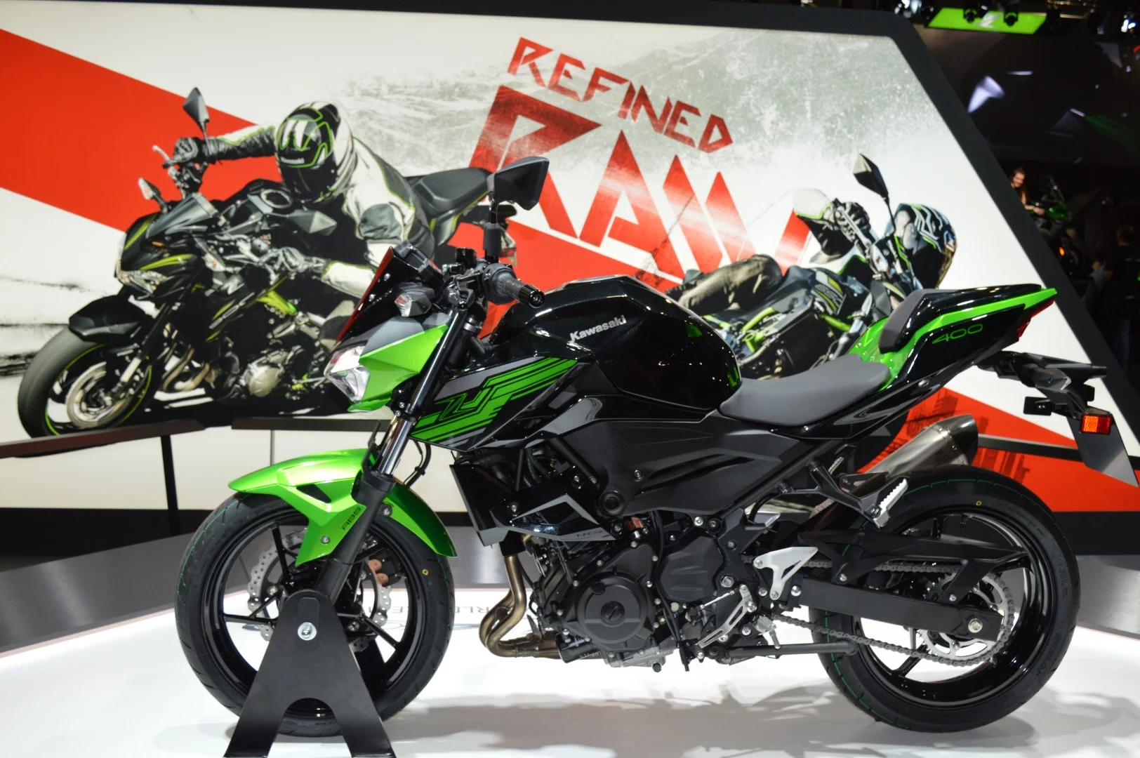 Last year Kawasaki introduced the Ninja 400, won the World Supersport 300 championship with it and now unveiled the Z400 naked version