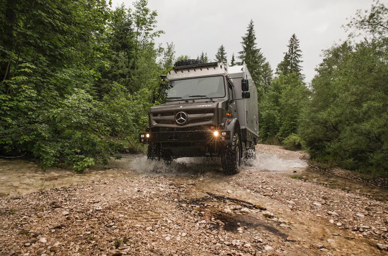 Thanks to its Unimog structure, the Bimobil EX 435 will breeze over obstacles that other trucks wouldn't touch