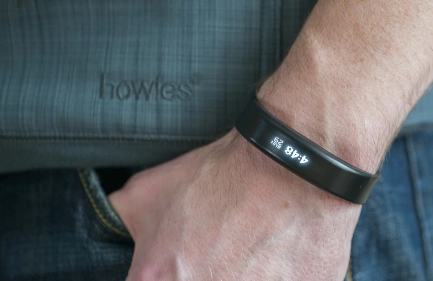 The Garmin Vivosmart band is simple and discreet (Photo: Simon Crisp/Gizmag.com)