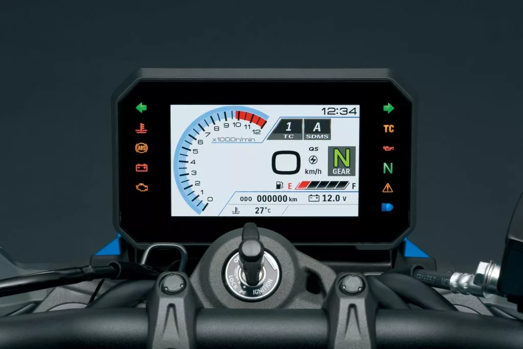 Full-color TFT dash gives you plenty of info