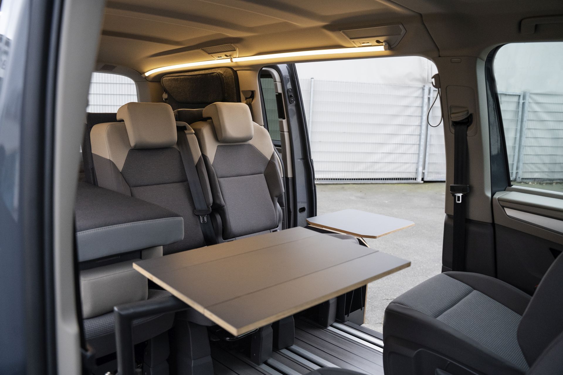 Stützfuß-Set Für VW Multivan T7 Schlafmodul | Holz Stützen Für 5-Sitzer | Mehr Stabilität Beim Camping