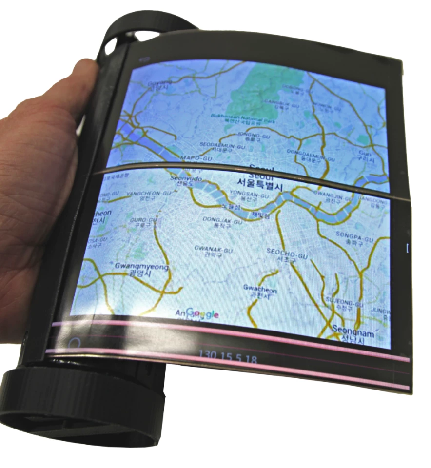 When MagicScroll users get to something they want to take a closer look at, they pull the display out flat, allowing it to be used like a traditional full-screen tablet