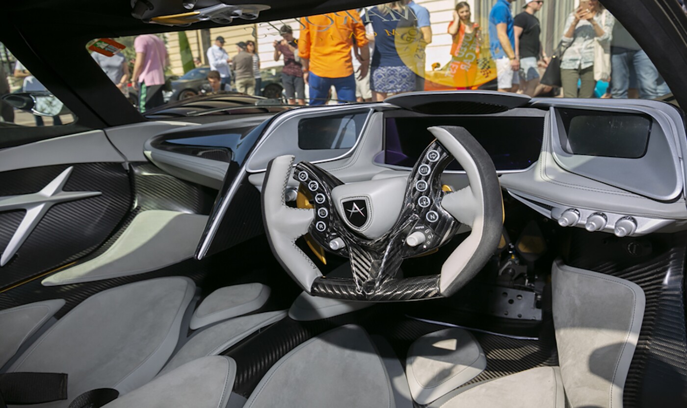 The gullwing-doored Apollo Intensa Emozione was announced last year, having been designed from a blank sheet, including the V12 motor which revs to 9,000 rpm and produces in excess of 780 hp. Most significantly, the new IE weighs in at just 1250 kg at the kerb (wet). Just ten units of the 335 km/h Intensa Emozione will be produced, with a base price of EUR€2,300,000 (USD$2,825,000).