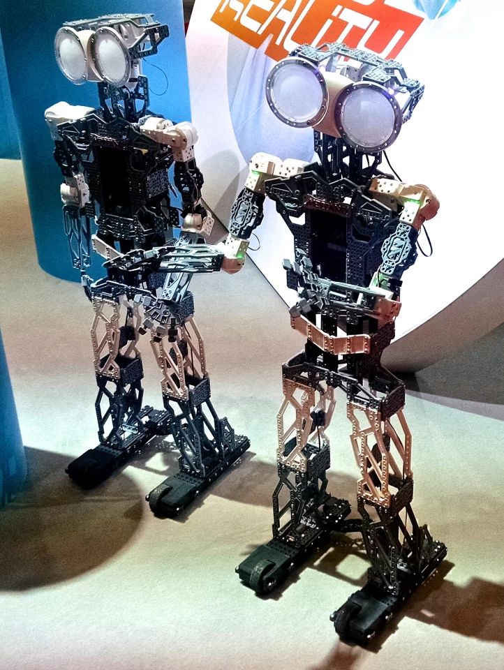 The Meccanoid is a child-sized robot designed to teach programming and robotics (Photo: C.C. Weiss/Gizmag)