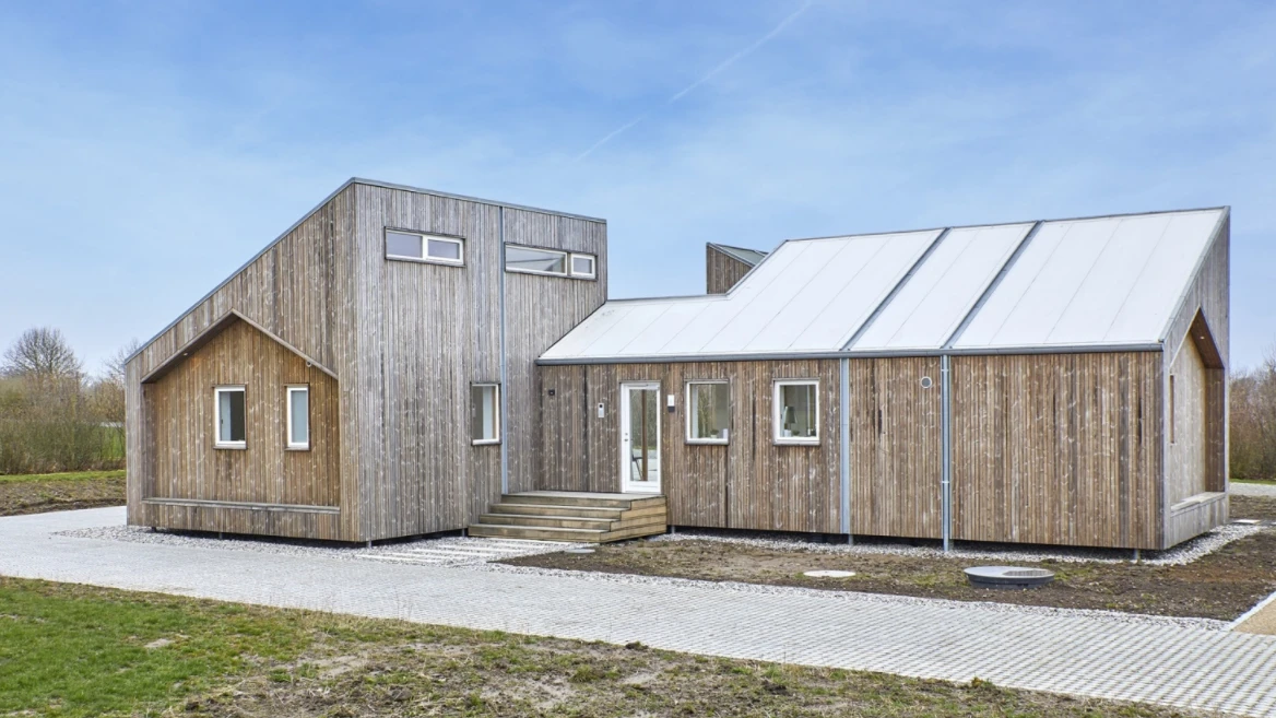 The Biological House is the first construction to be completed at Biotope in the town of Middlefart, an exhibition park for sustainable construction