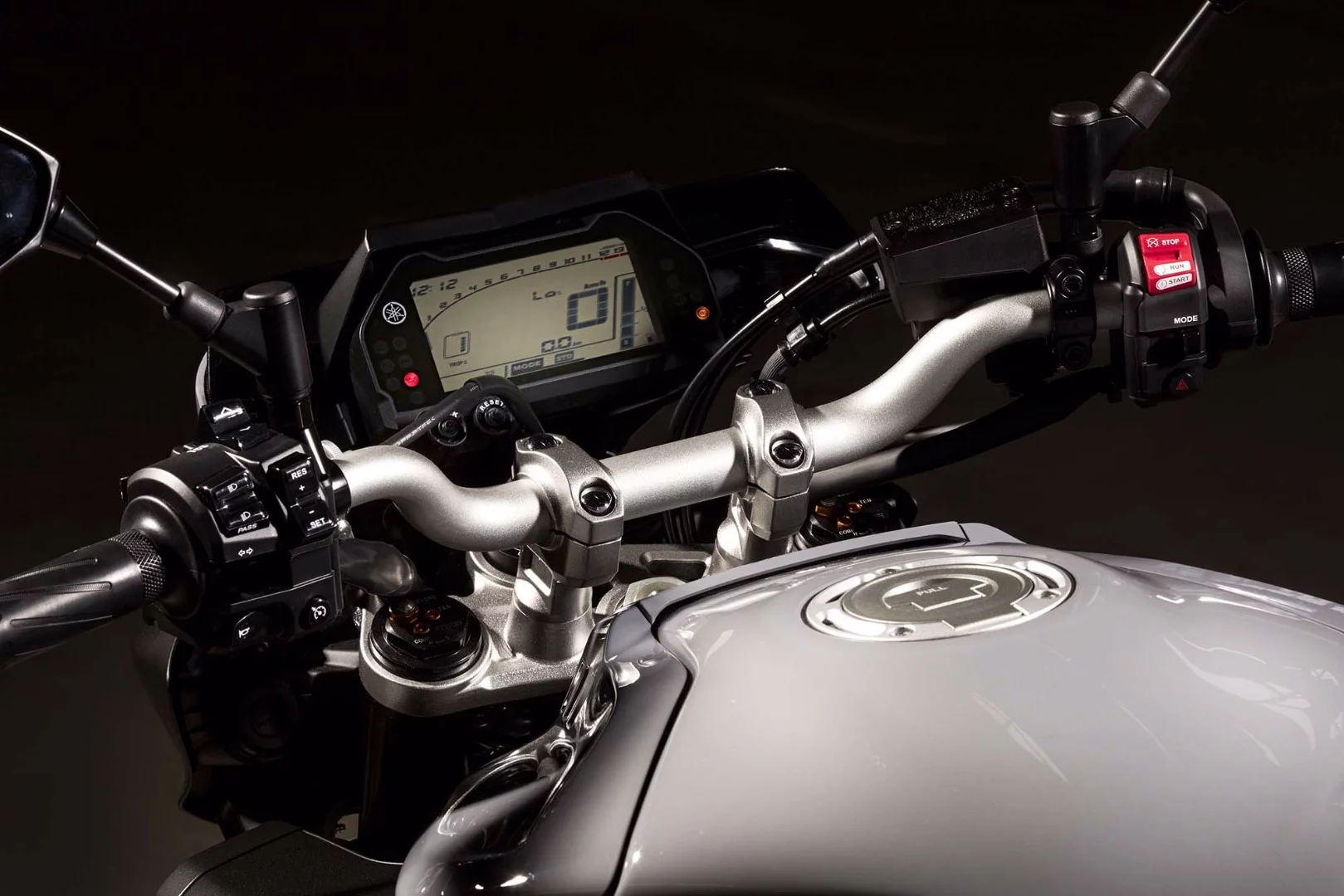 Yamaha MT-10: digital dash
