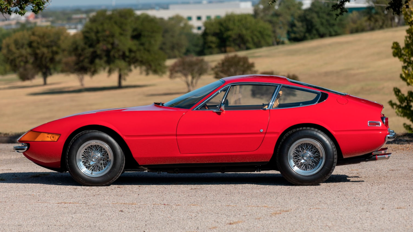 This 1972 Ferrari 365 GTB/4 Daytona sold for $605,000 at Mecum's 2022 Kissimmee sale on 15 January 2022