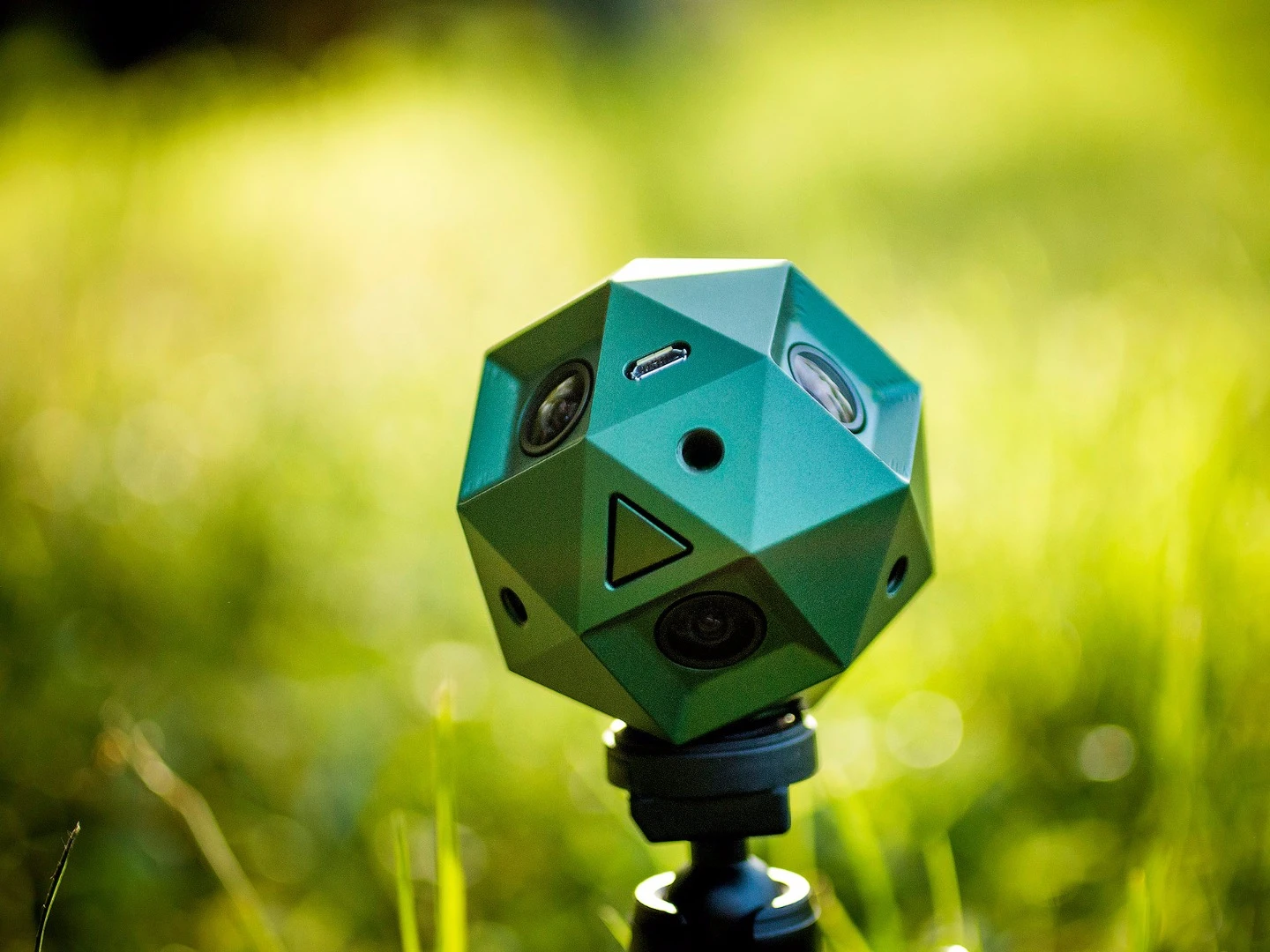 In Sphericam's view, people in the 360-degree video game want one of two things, professional-grade video or immersive content in real-time