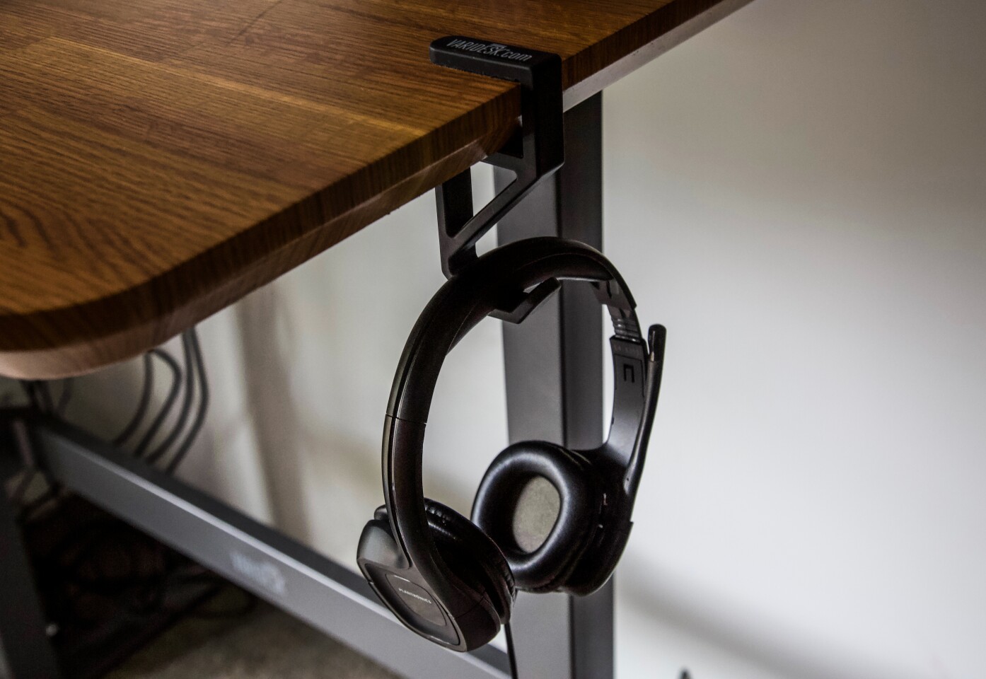 Attachable hooks are a clever addition to the Pro