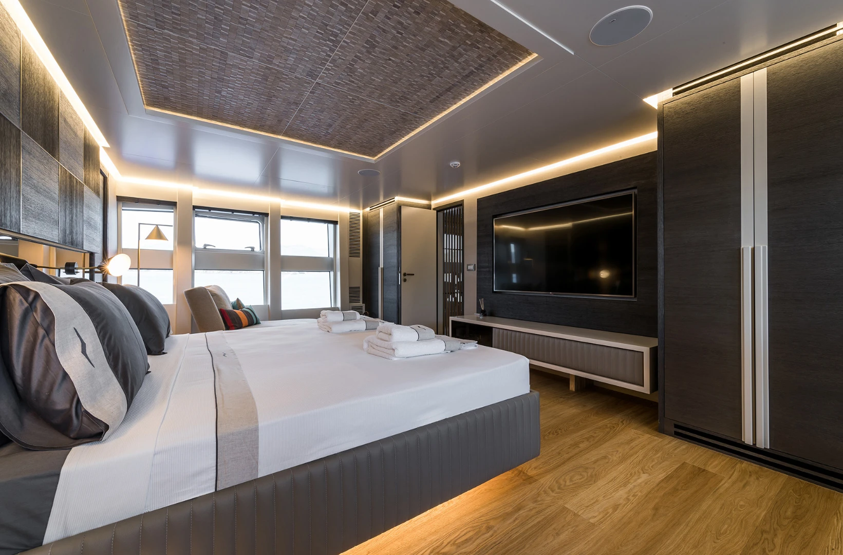 Gorgeous guest cabin