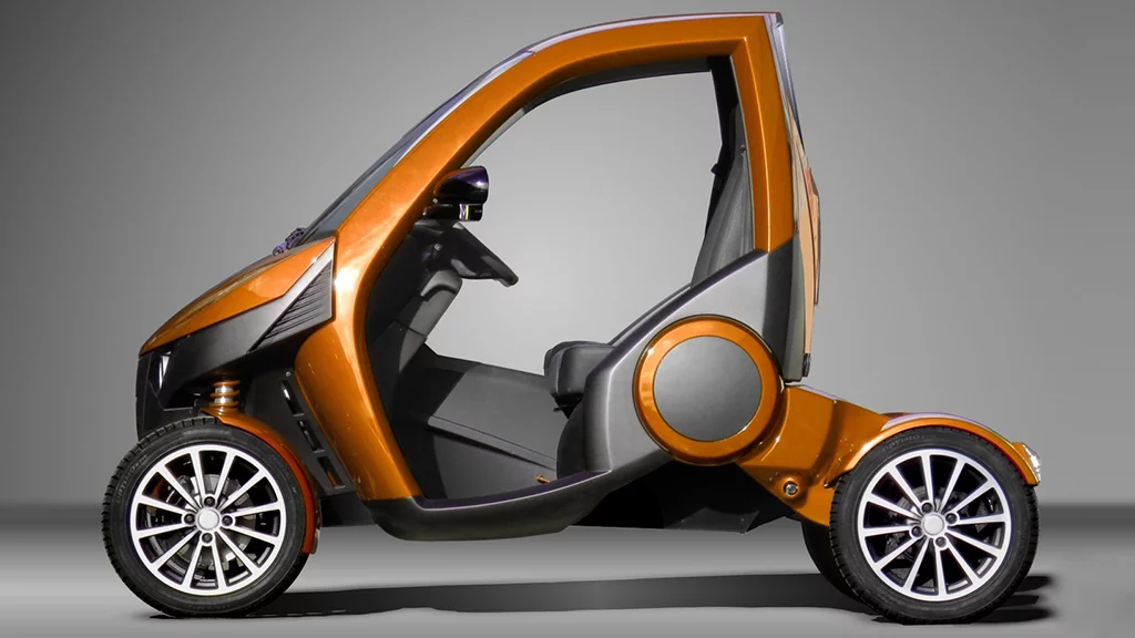 The Casple-Podadera boasts a unique folding characteristic to allow it to fit in tight parking spaces