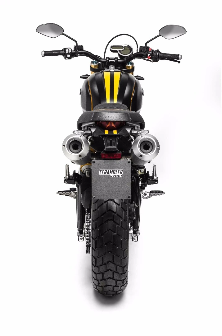 The stripes on the fuel tank bring a touch of vintage racing to the 2018 Ducati Scrambler 1100 Sport