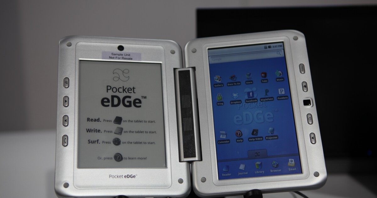 enTourage presents the Pocket eDGe dualbook