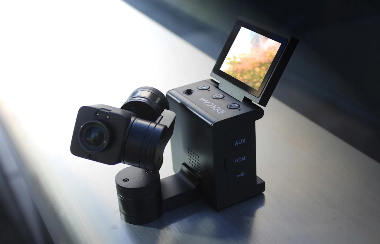 The Idolcam has a 180-degree flip-up touchscreen