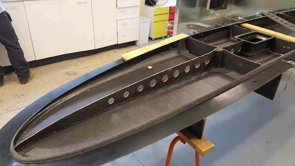A look into the hull of the Wave Chaser 390 ZF