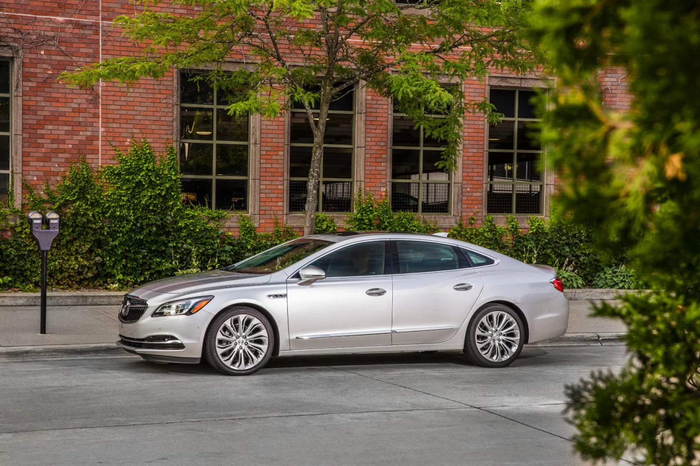 On the exterior, the 2017 Buick LaCrosse isn't exactly breathtaking