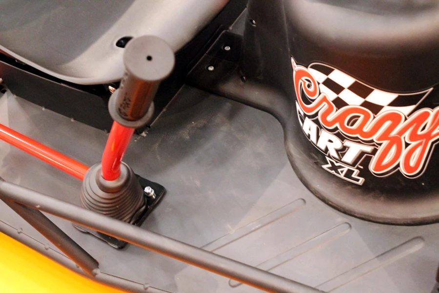 The Crazy Cart XL's drift bar (Photo: Gizmag/Stu Robarts)