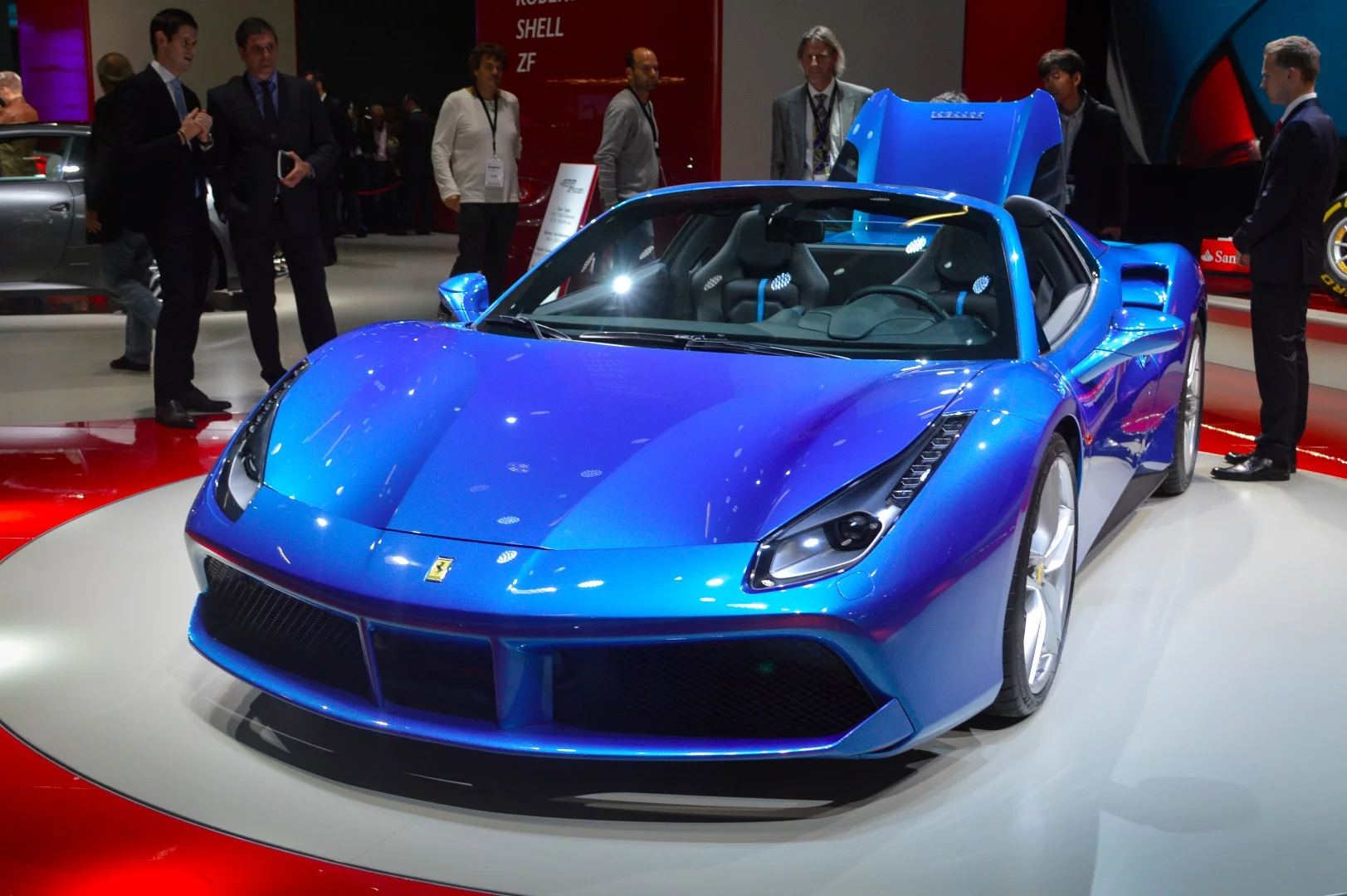 The new 488 Spider has a retractable hard top