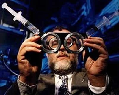 Prof. Josh Silver with his adaptive eyeglasses
