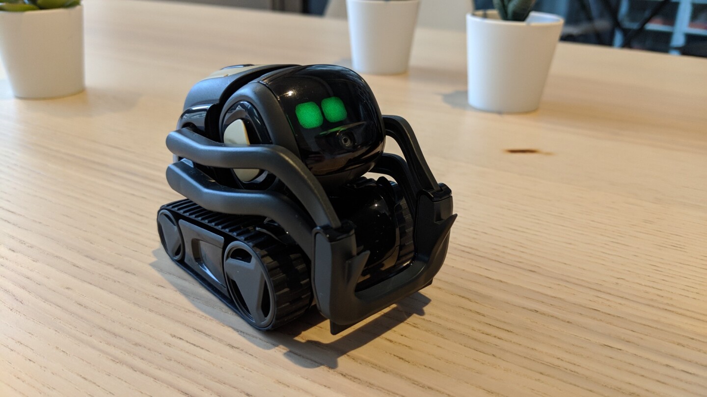 Download Hands-on with Vector, Anki's new emotive home assistant robot