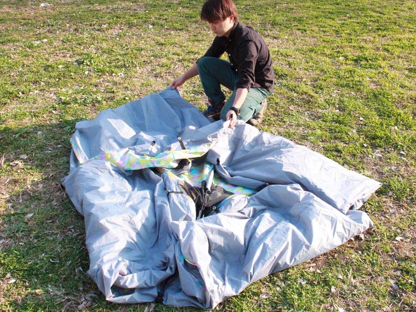 CrazyX tent dwellers meet in the middle