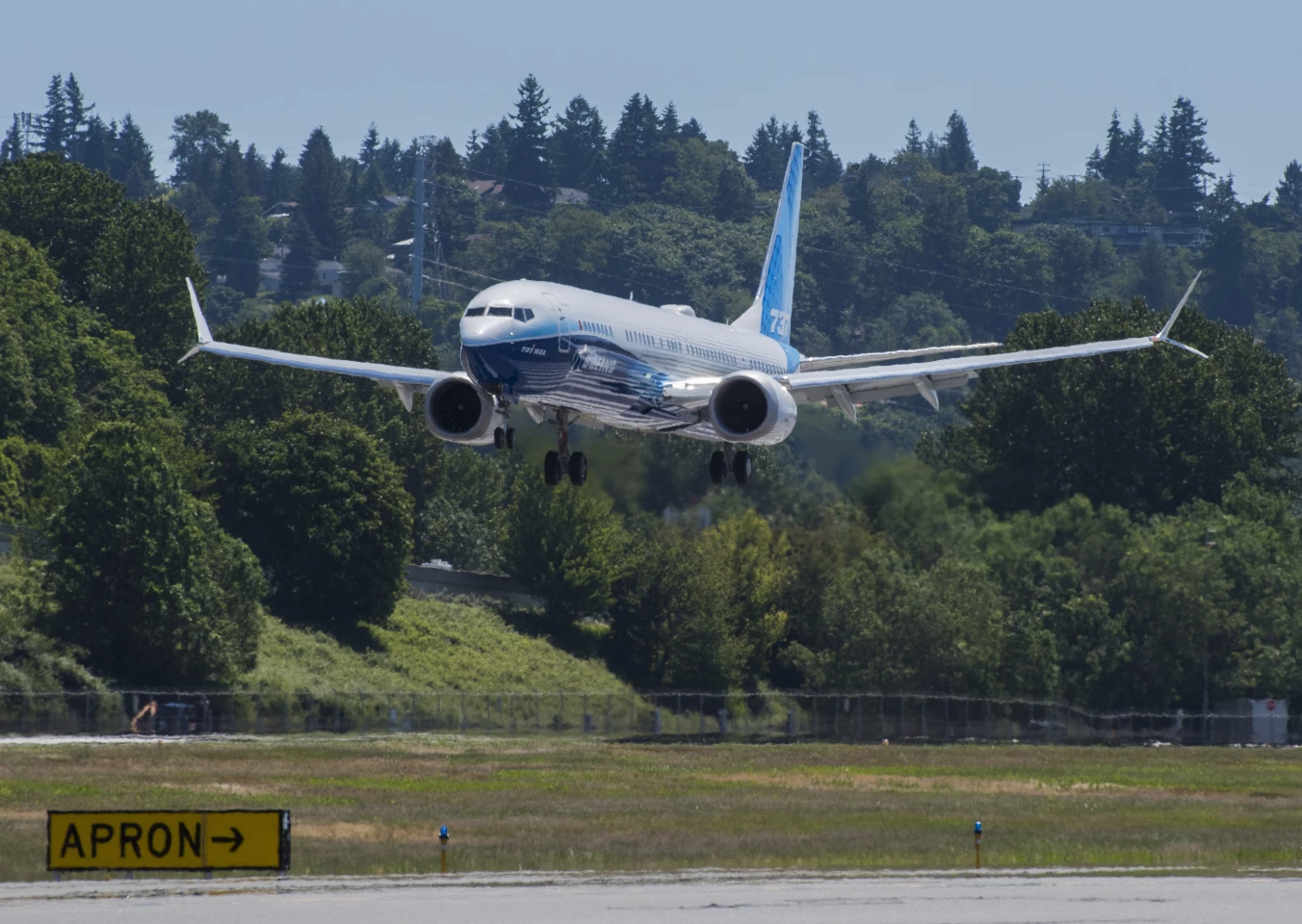 Boeing's 737 MAX 10 comes into land after its maiden flight