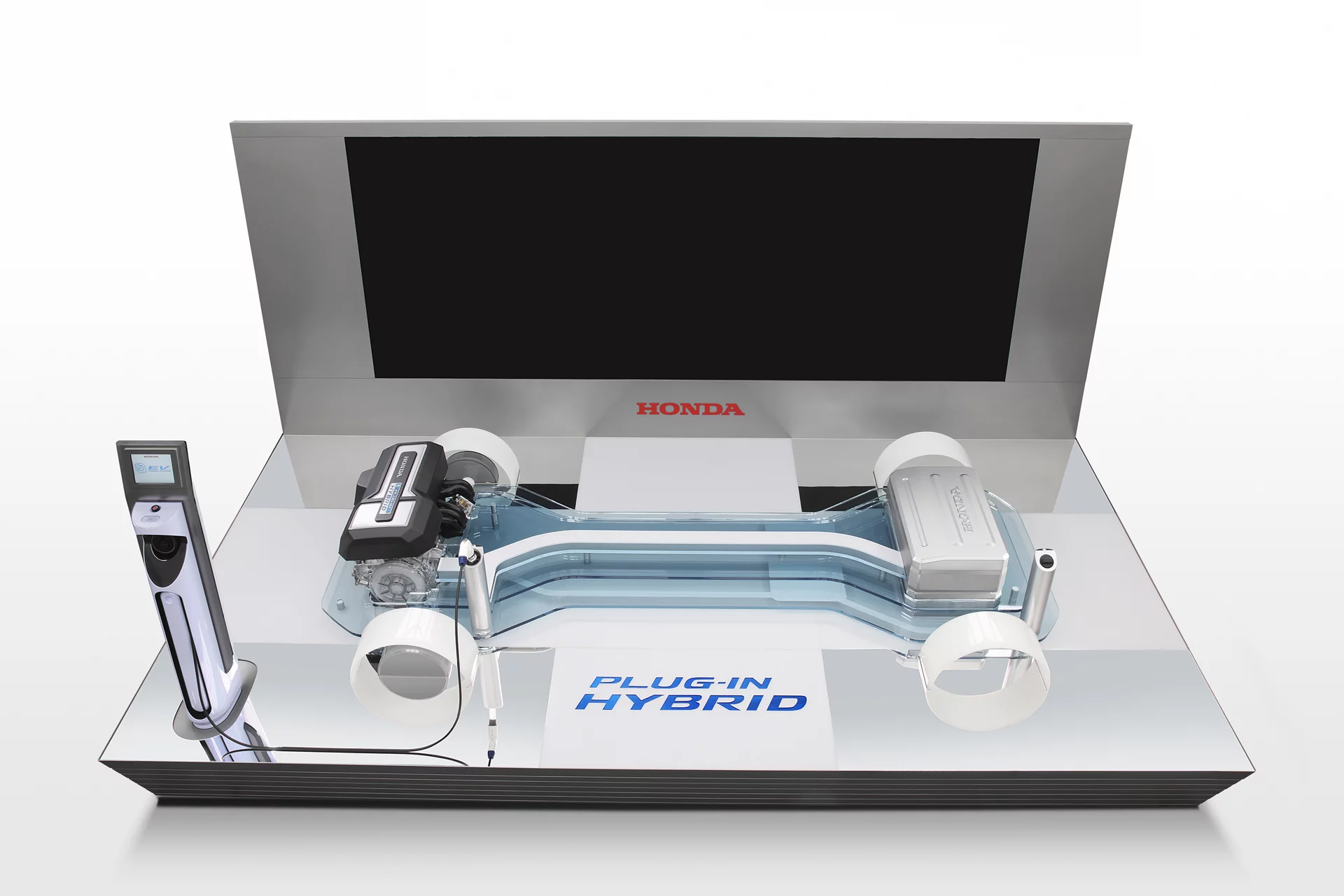 The plug-in hybrid is designed to be compatible with daily driving habits, allowing for short, frequent trips in all-electric mode, while providing long-distance driving capability when needed