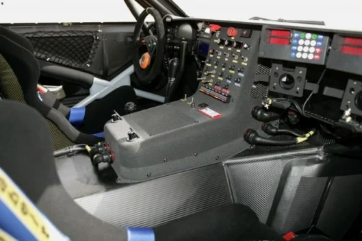 The interior of the works Volkswagen Race Touareg 2