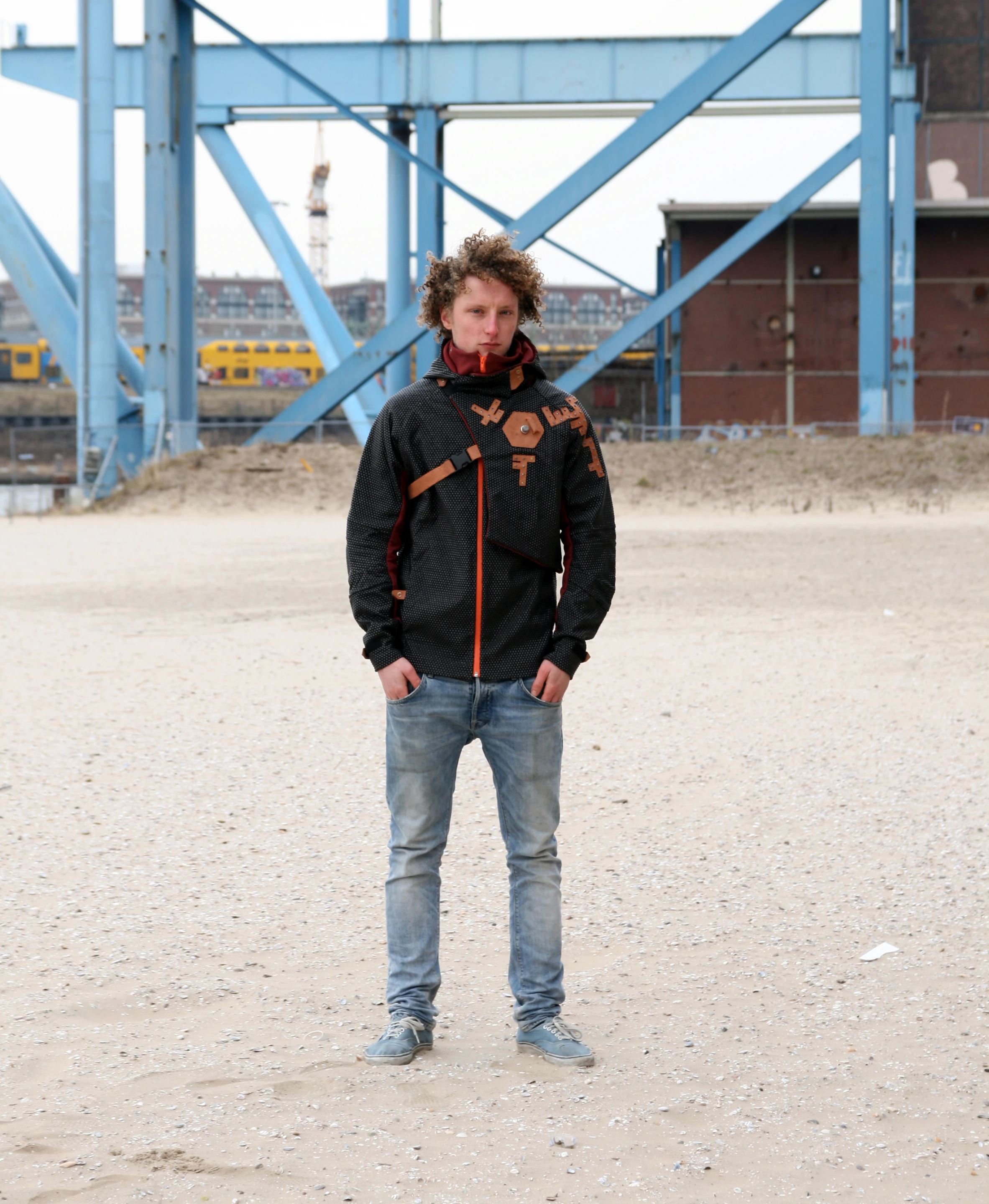 The jacket is treated the photocatalyst titanium dioxide, a compound with anti-fouling and sterilizing properties when exposed to ultraviolet light