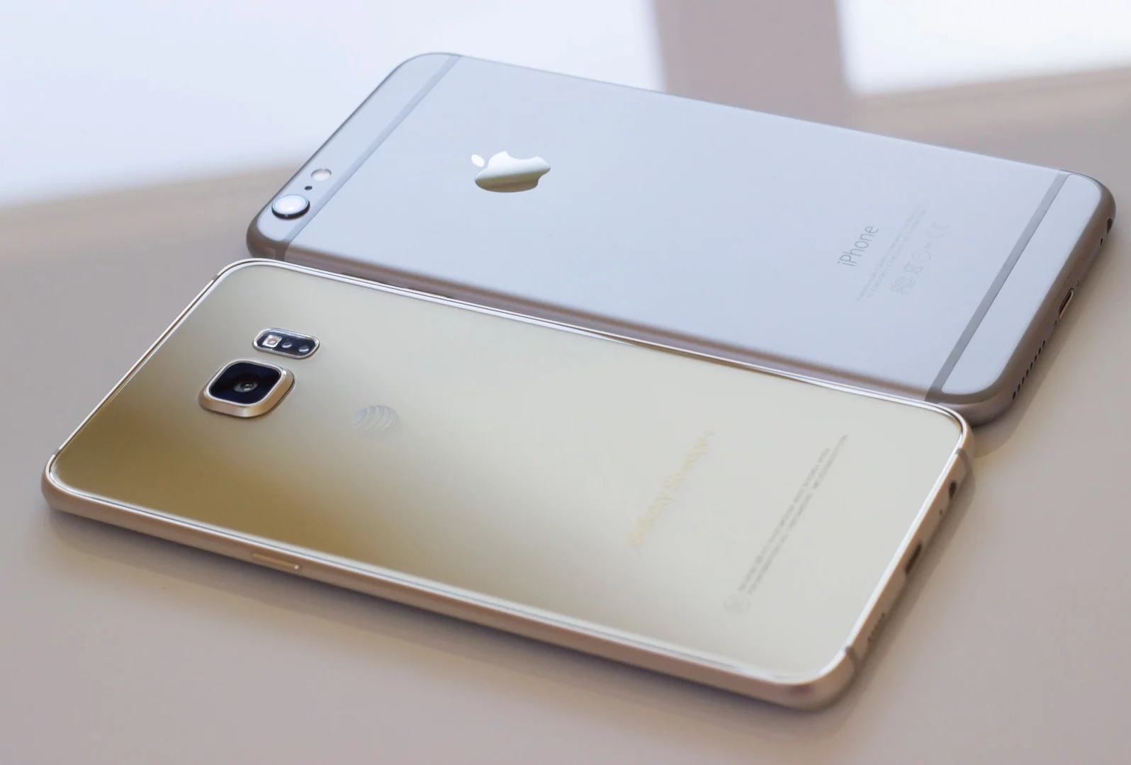 Galaxy S6 edge+ (left) with Apple's 2014 phablet, the iPhone 6 Plus