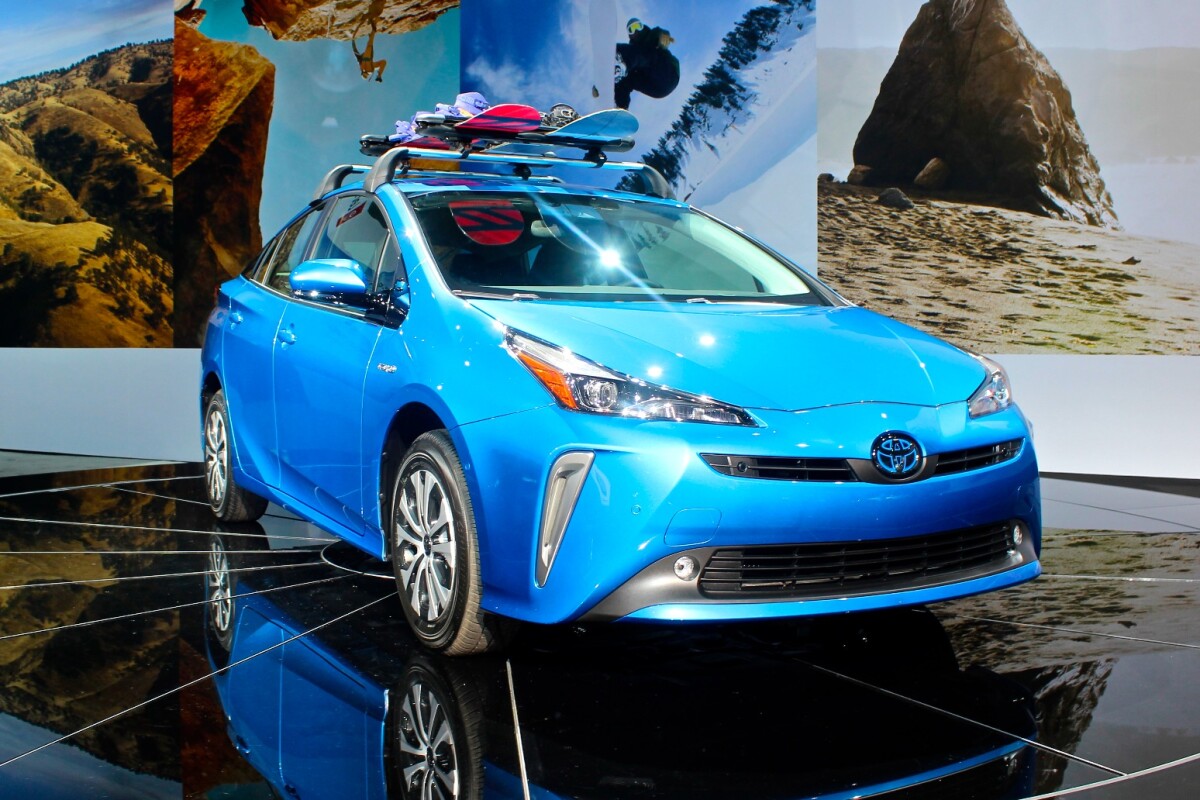 Toyota debuts the Prius AWD-e at the 2018 LA Auto Show