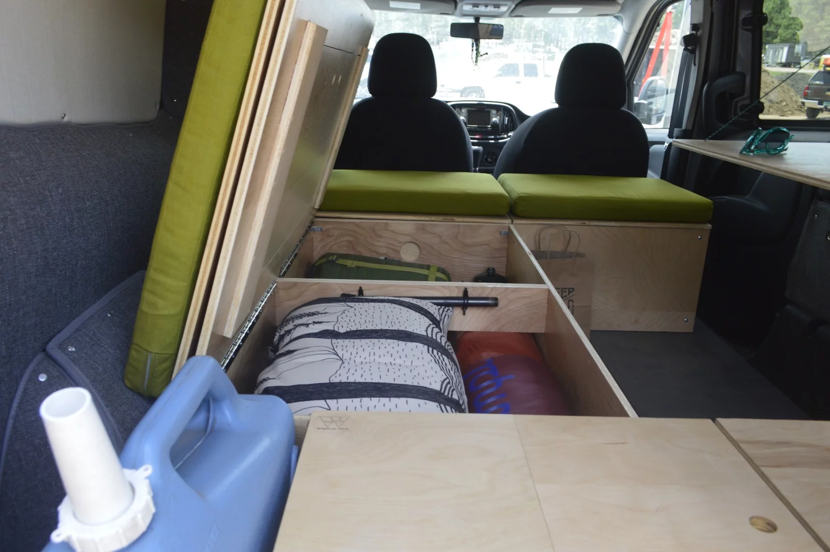 Under bed/bench storage