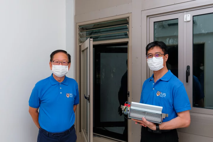 Dr. Lee Siew Eang (left) and Dr. Eddie Lau Siu-Kit with the