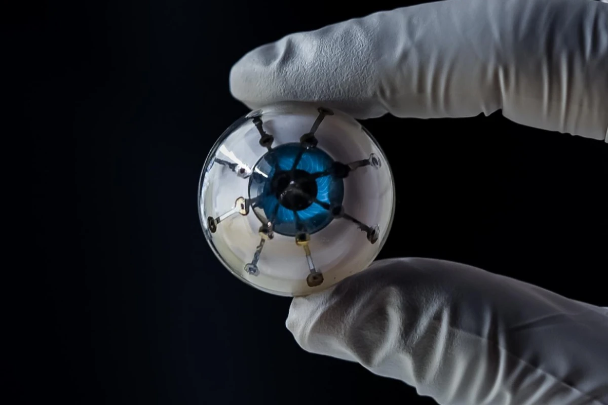 The photodiodes are made of a semiconducting polymer printed over a base of silver-containing ink
