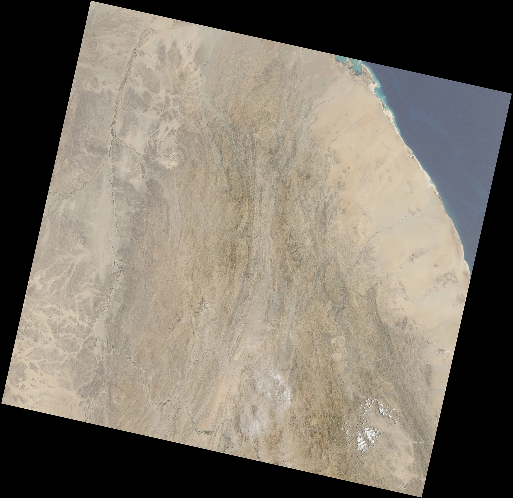 WRS 170-048 is centered at 17.4 S, 38.1 E(Photo: NASA)